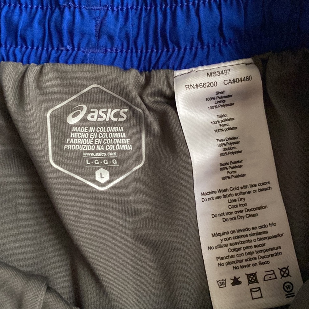 ASICS Short - Picture 3 of 5